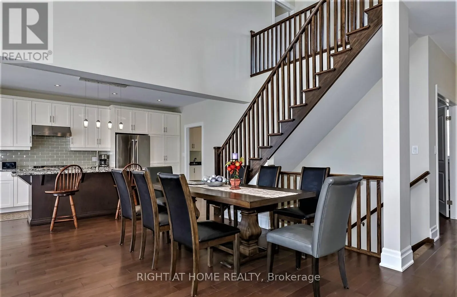 124 WEST RIDGE DRIVE