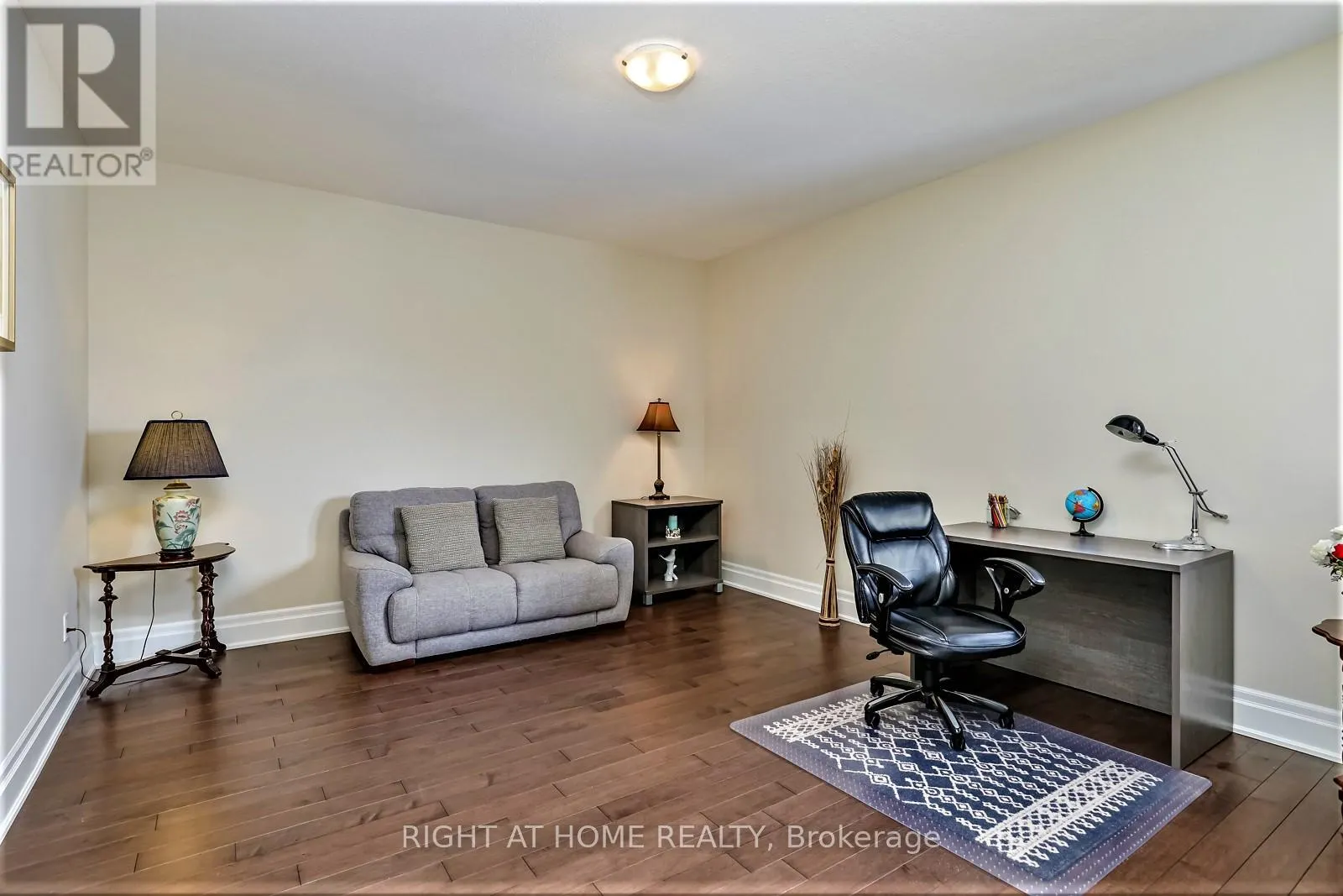 124 WEST RIDGE DRIVE