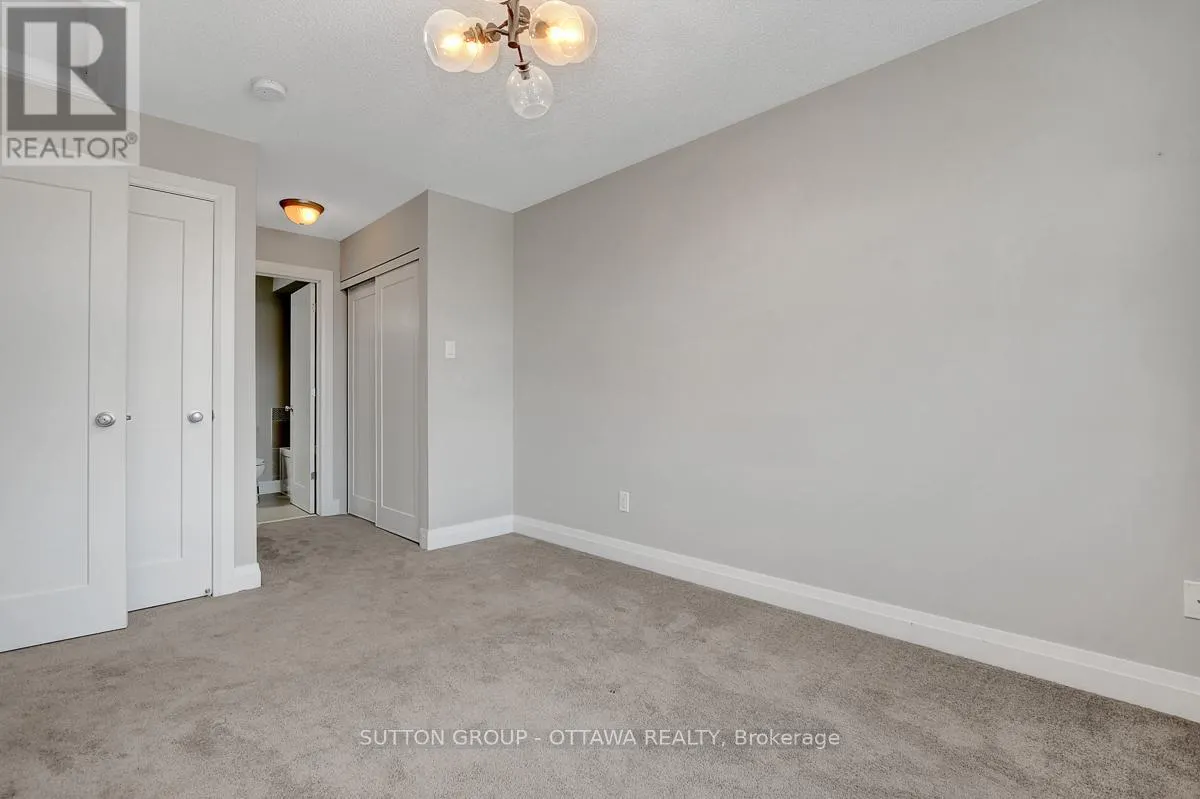 120 NUTTING CRESCENT
