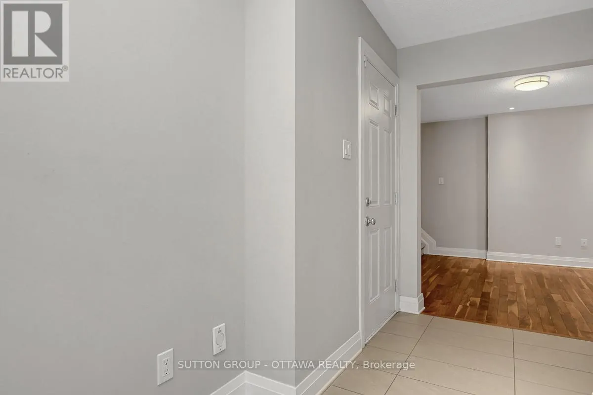 120 NUTTING CRESCENT