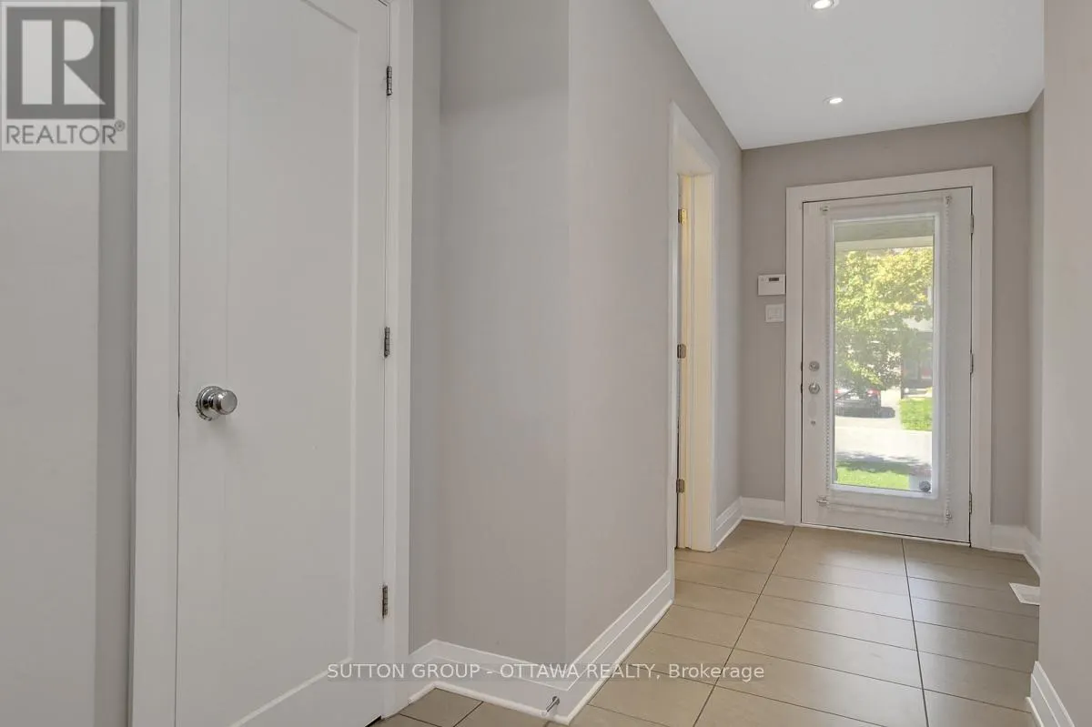 120 NUTTING CRESCENT