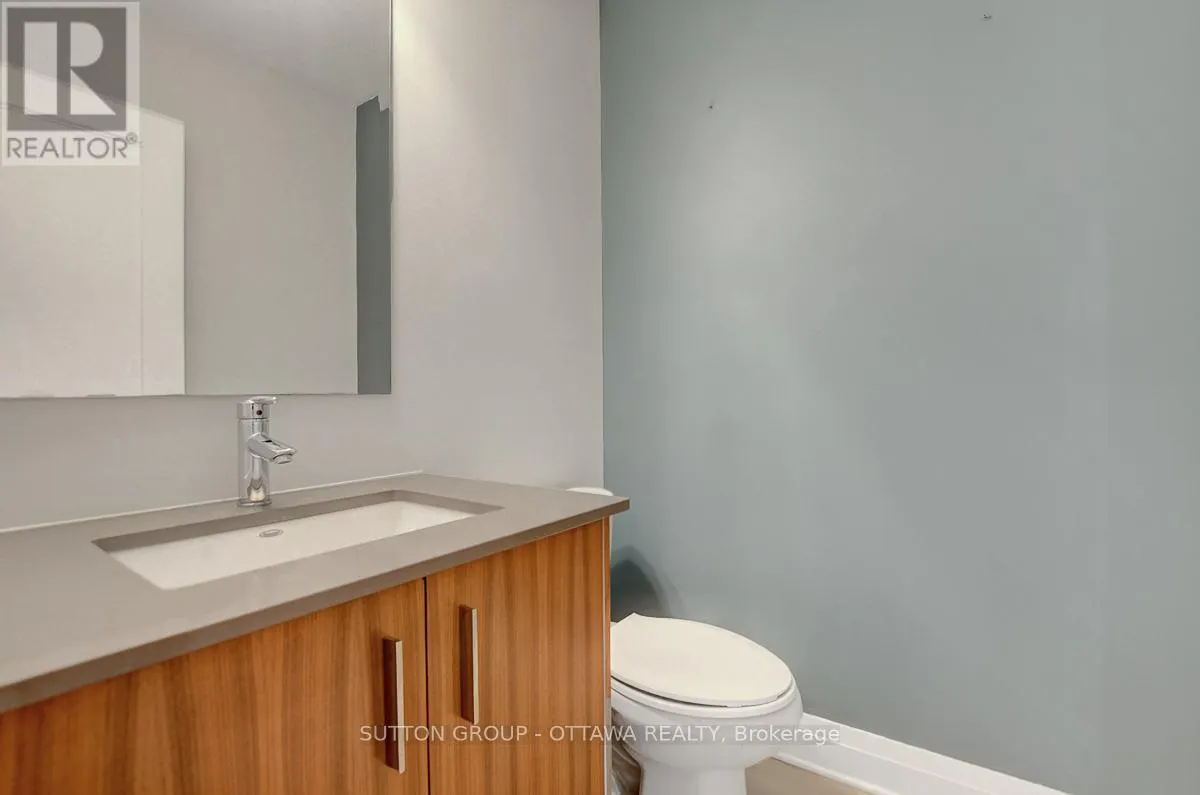 120 NUTTING CRESCENT