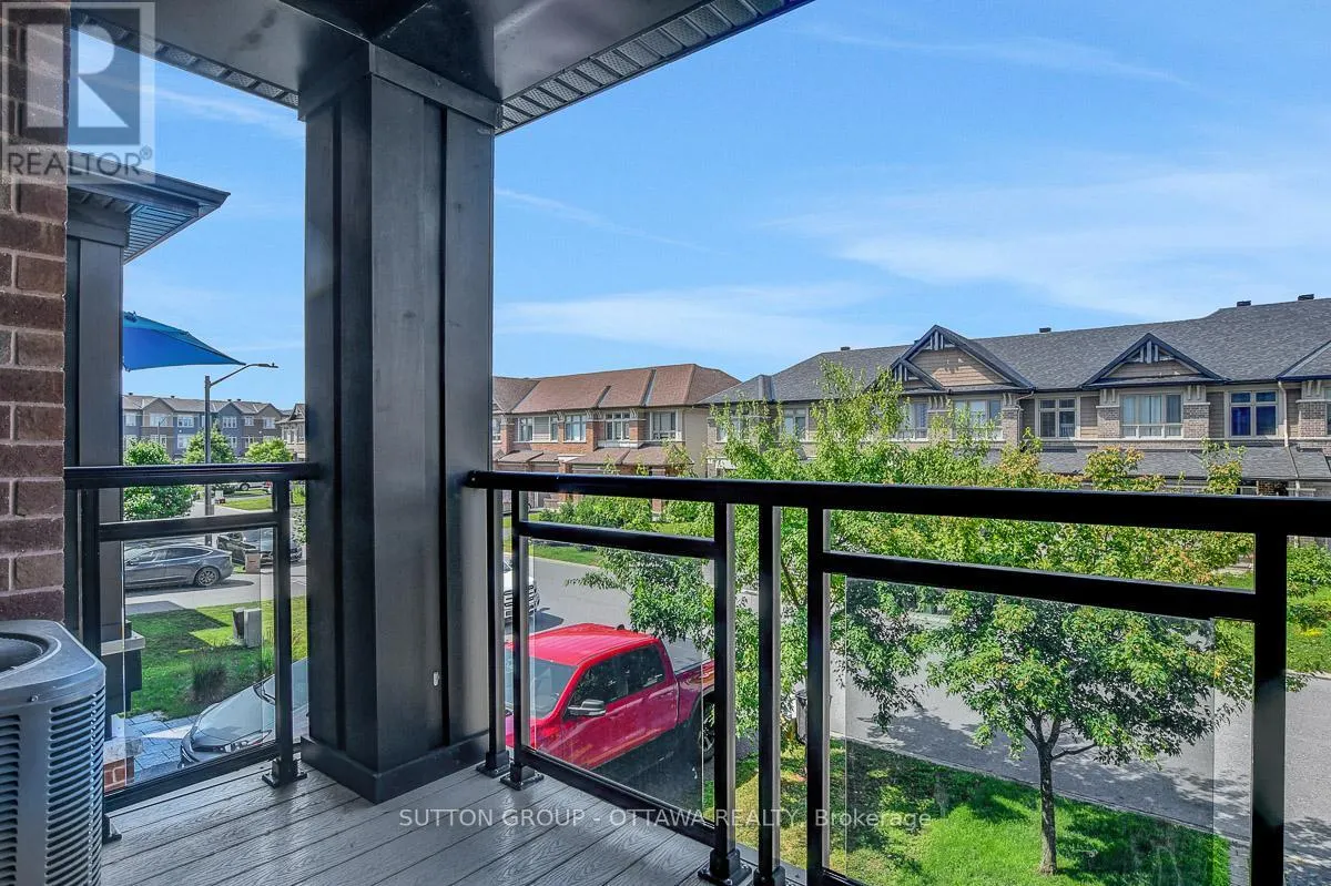 120 NUTTING CRESCENT