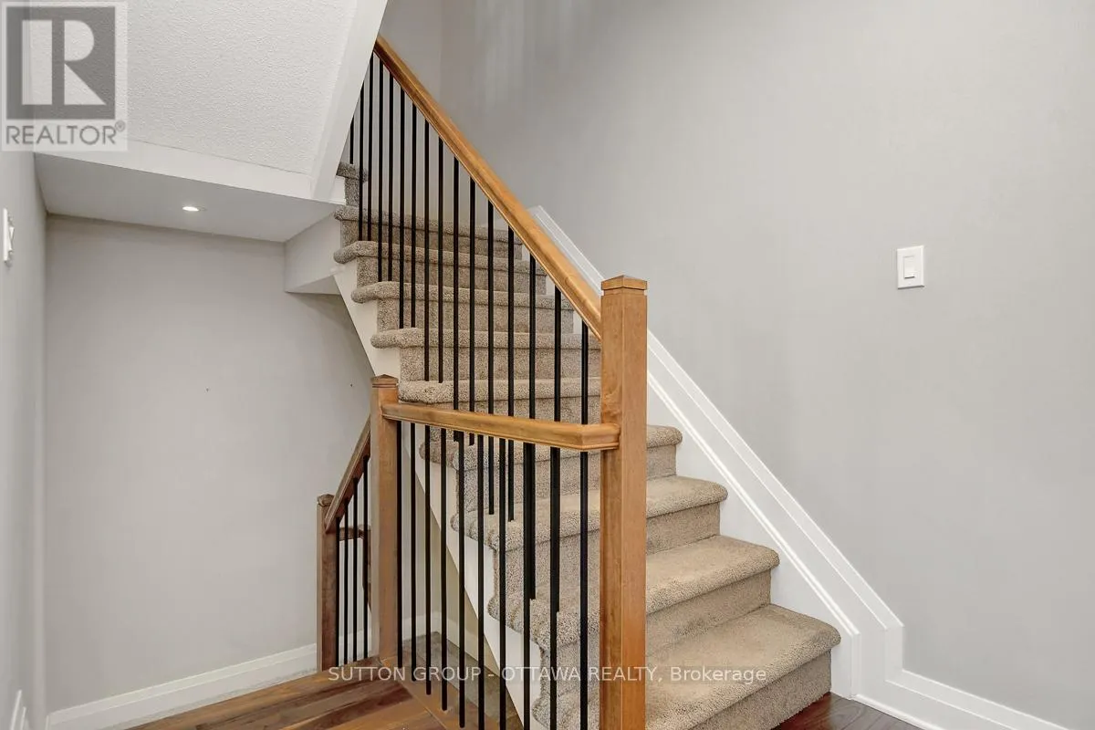 120 NUTTING CRESCENT