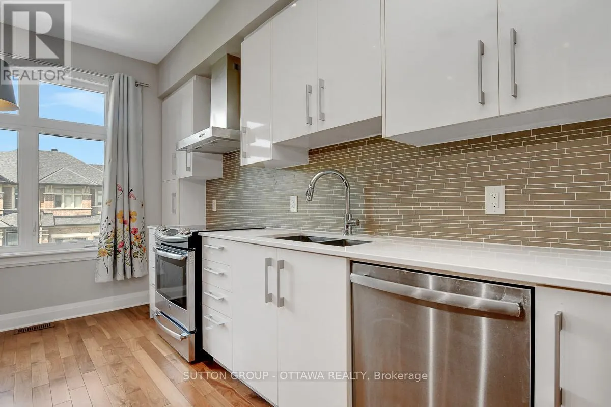 120 NUTTING CRESCENT