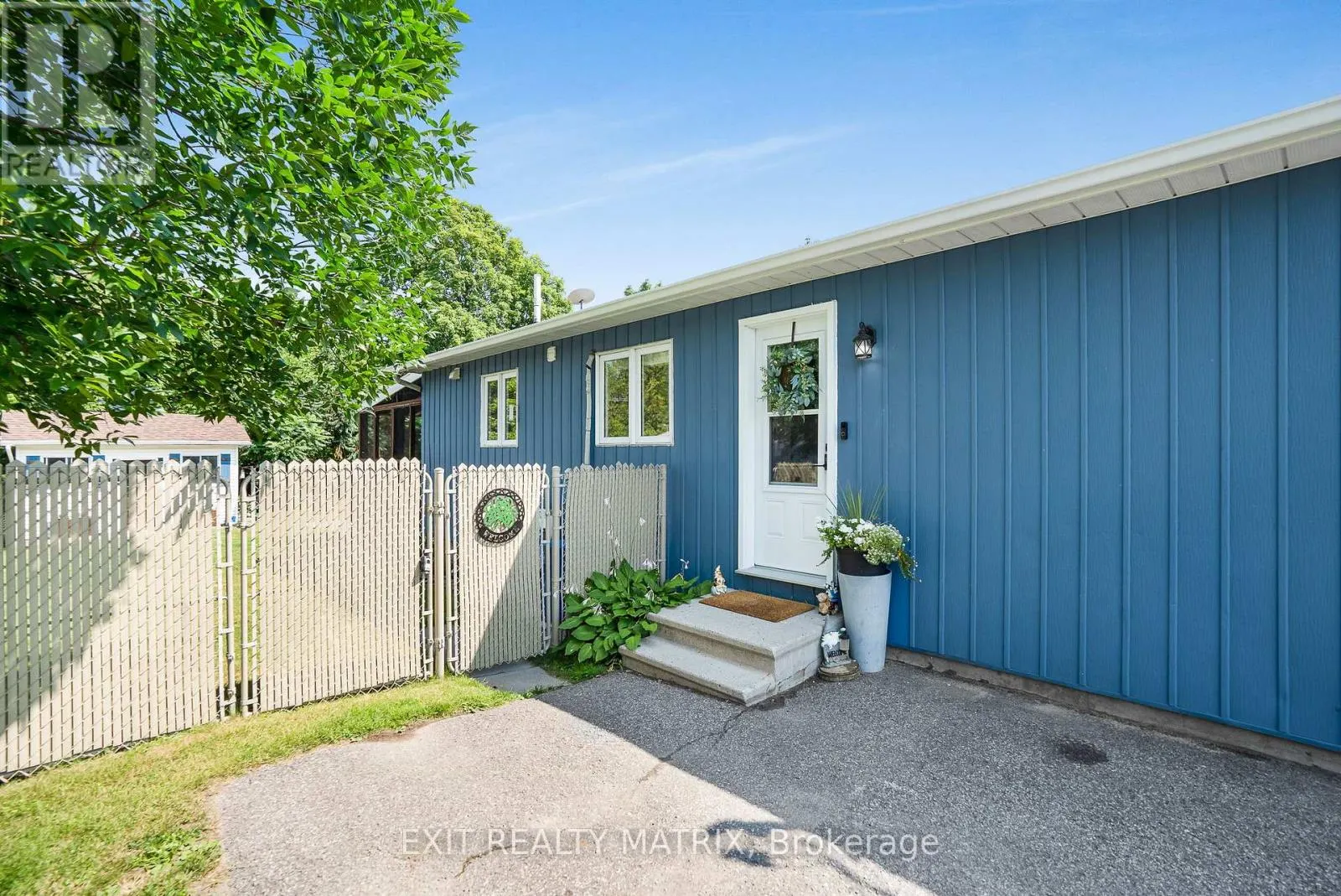 670 FRONT ROAD