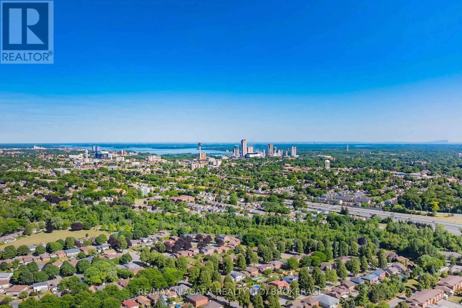 11 - 7276 OPTIMIST LANE, #11