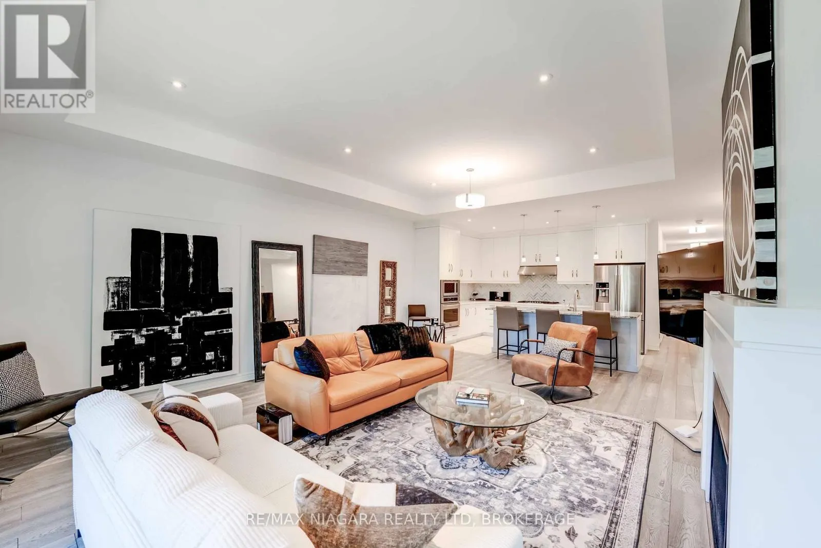 11 - 7276 OPTIMIST LANE, #11