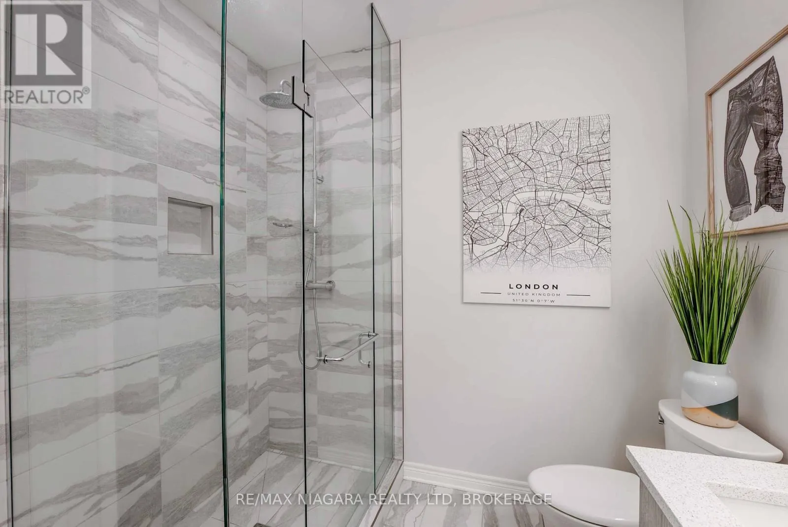 11 - 7276 OPTIMIST LANE, #11