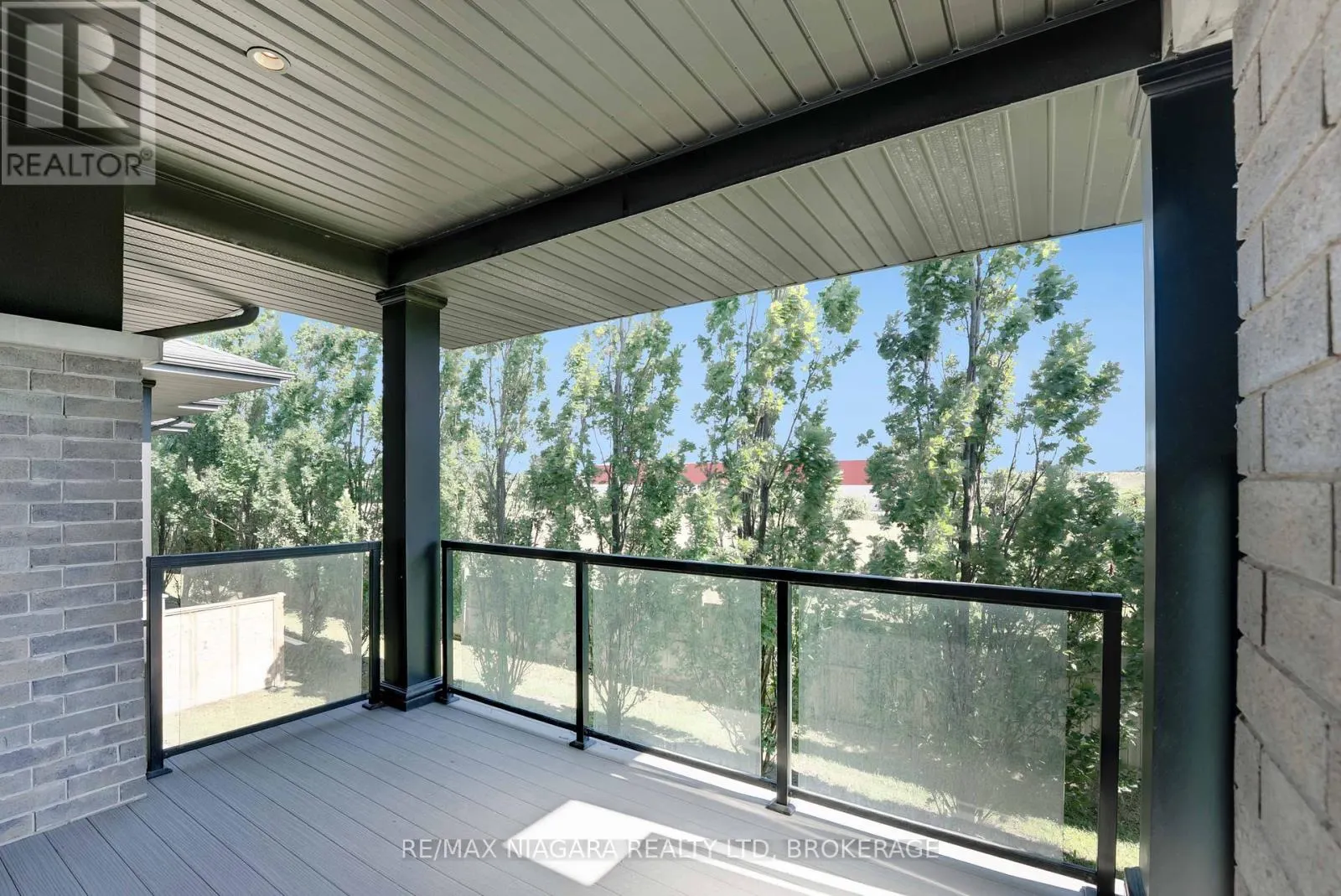 11 - 7276 OPTIMIST LANE, #11