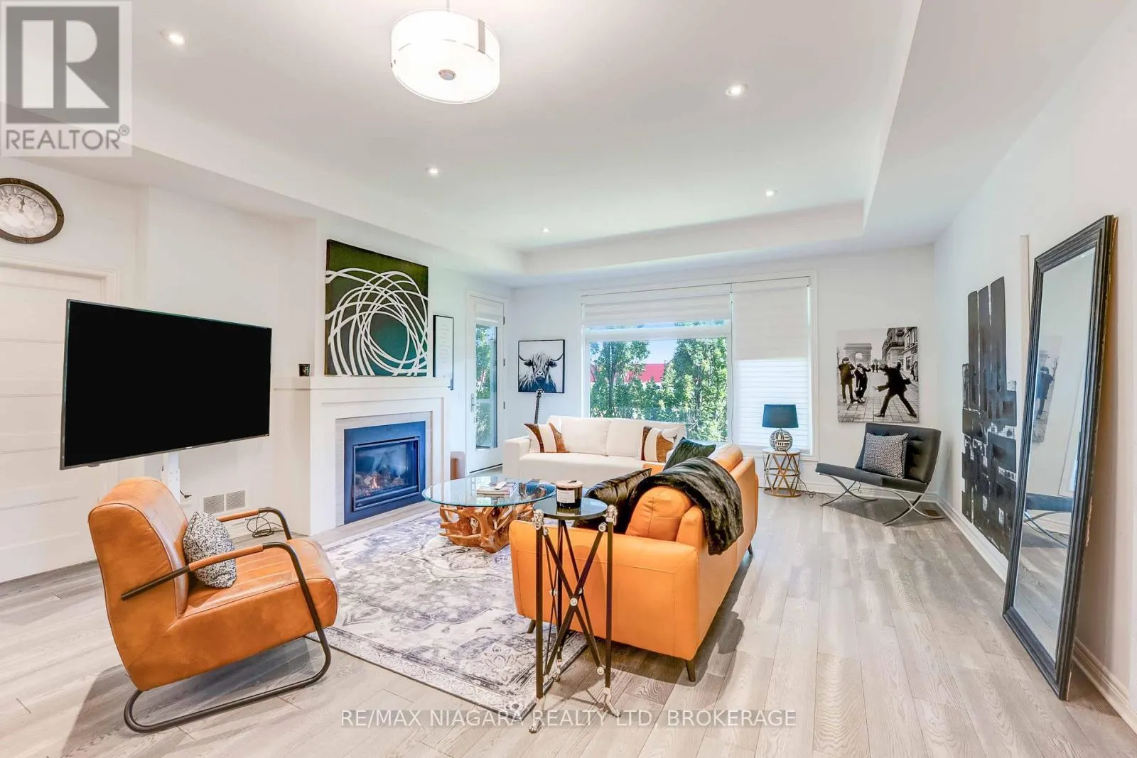 11 - 7276 OPTIMIST LANE, #11