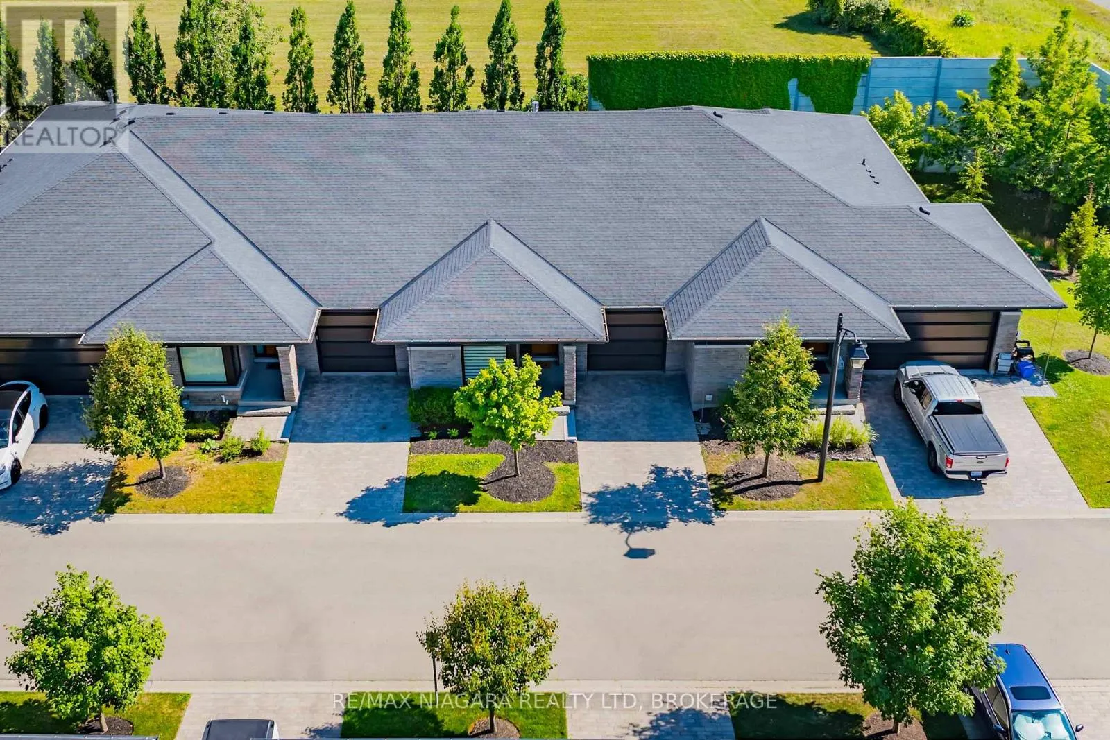 11 - 7276 OPTIMIST LANE, #11