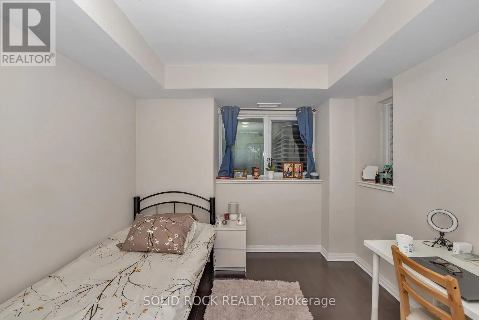306 - 195 BESSERER N