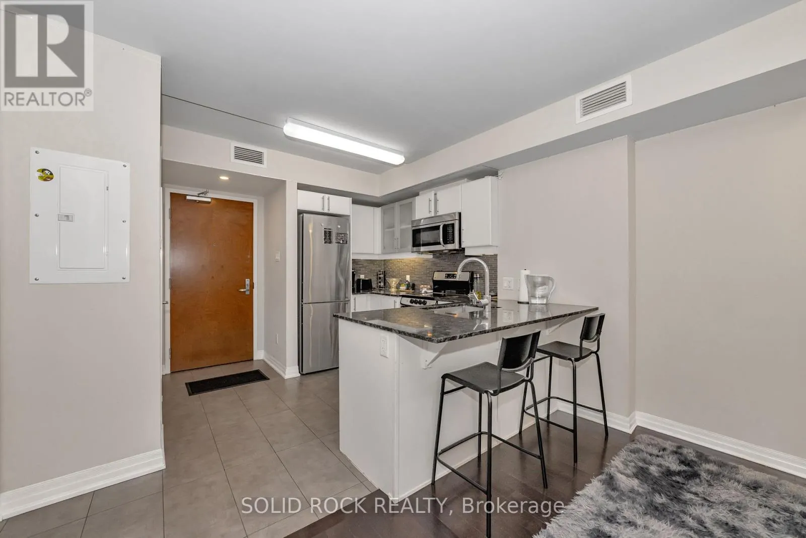 306 - 195 BESSERER N