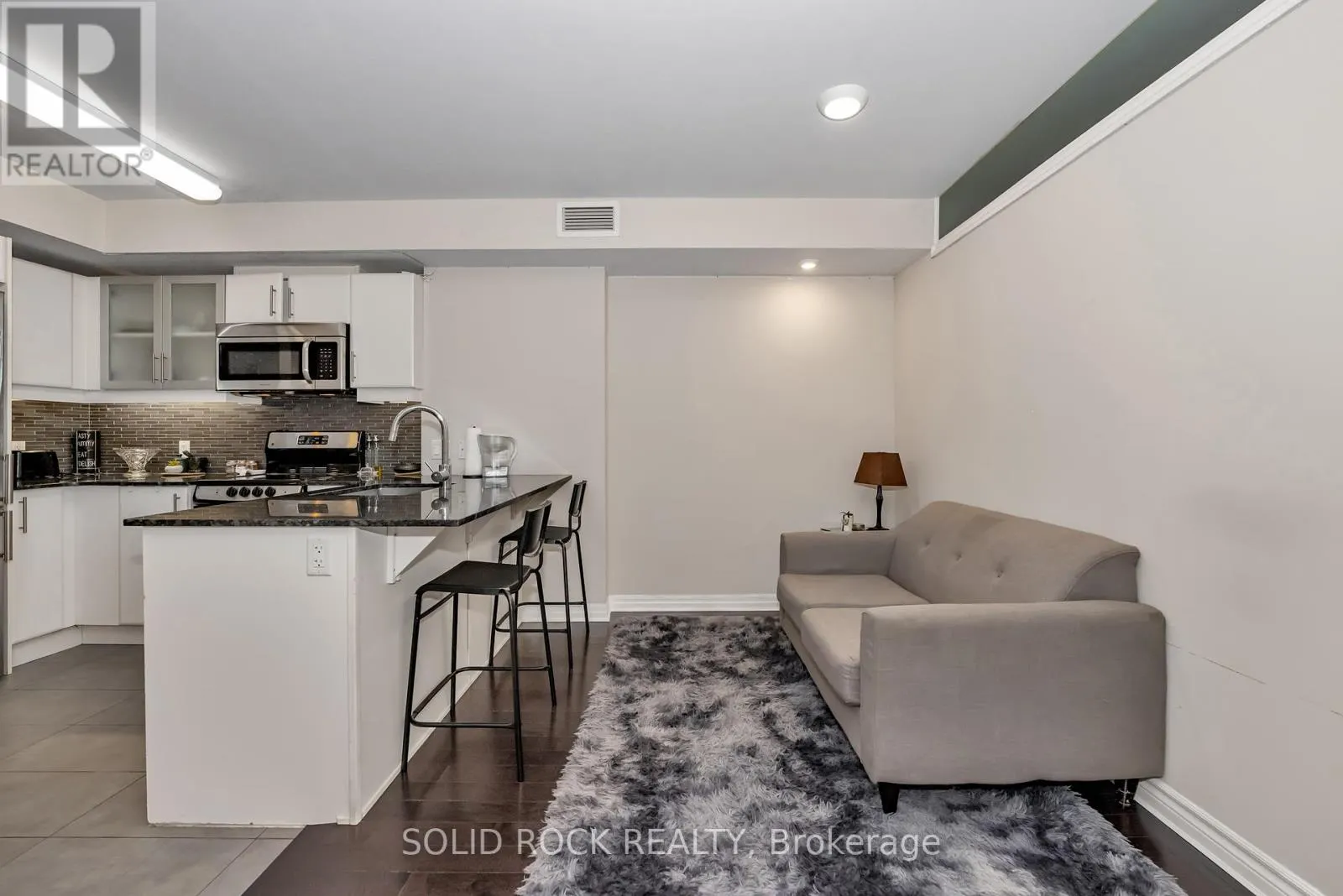306 - 195 BESSERER N