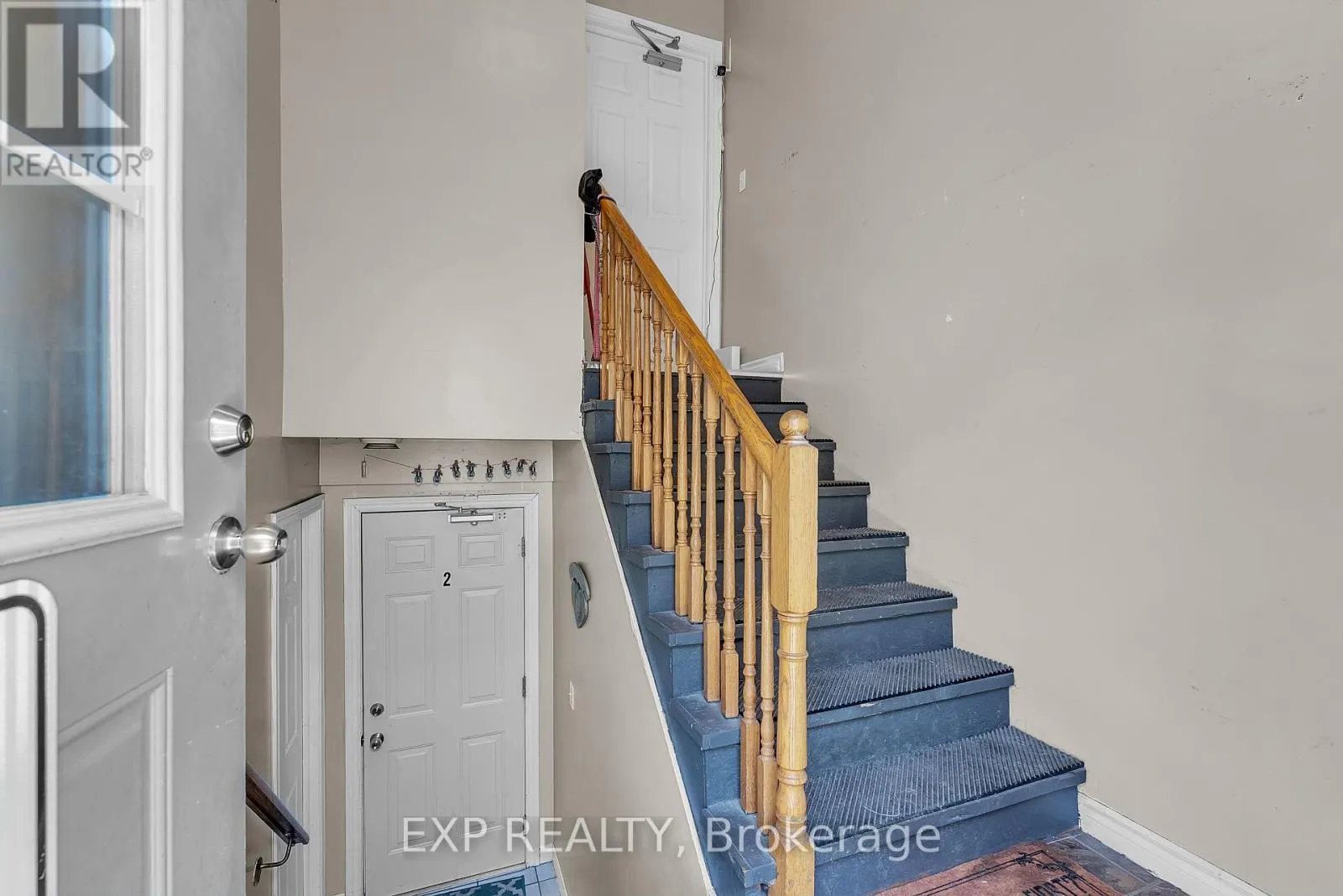 130 CANNIFTON ROAD N