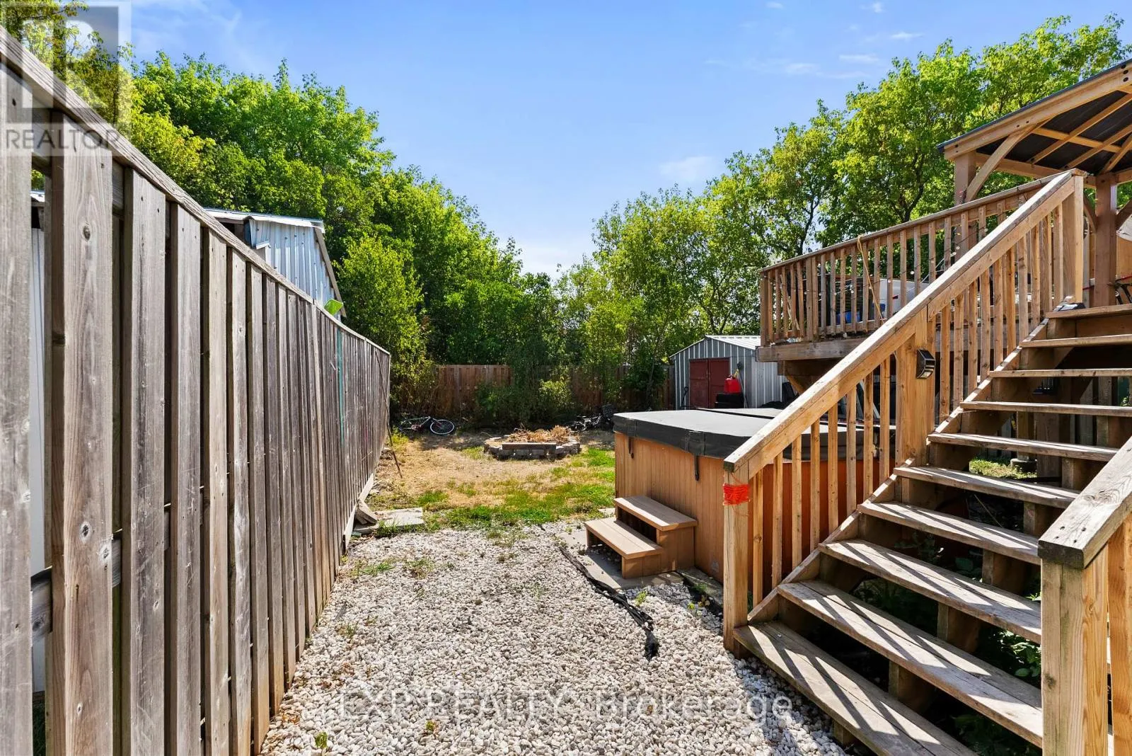 130 CANNIFTON ROAD N