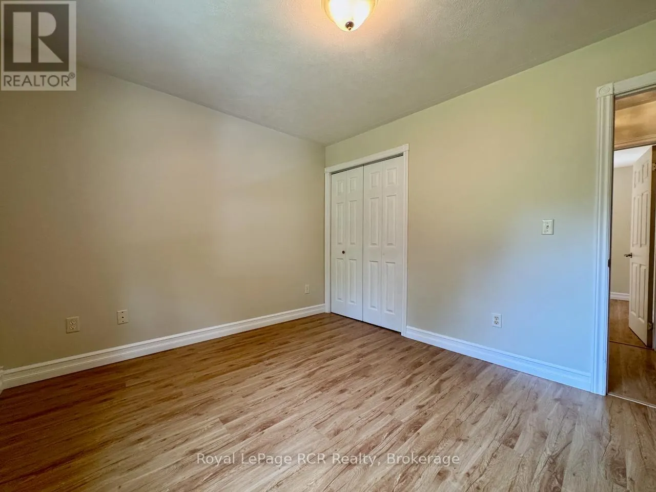 323 EAST ROAD RR 4 ROAD
