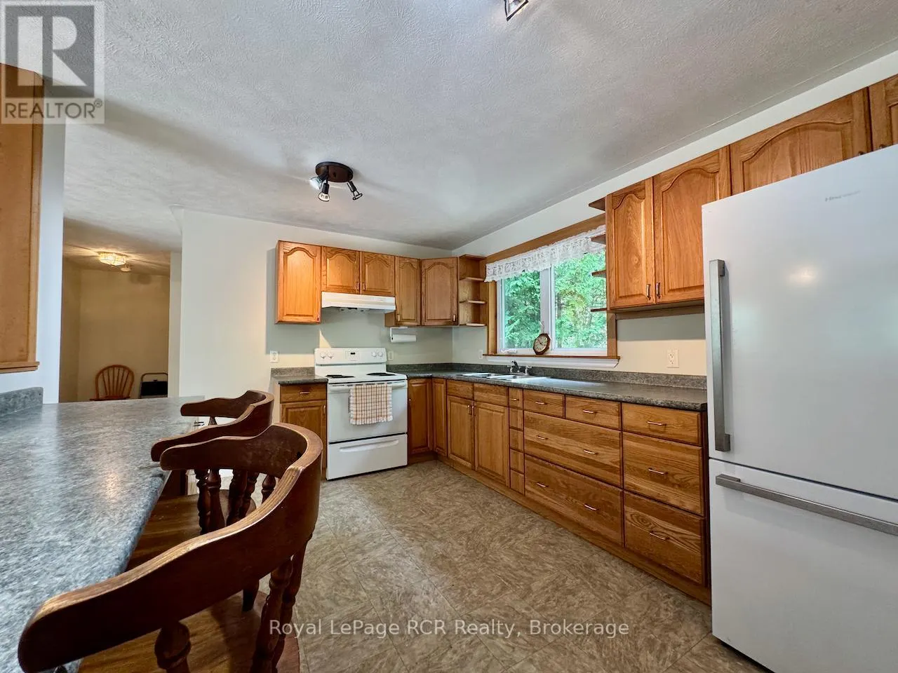 323 EAST ROAD RR 4 ROAD
