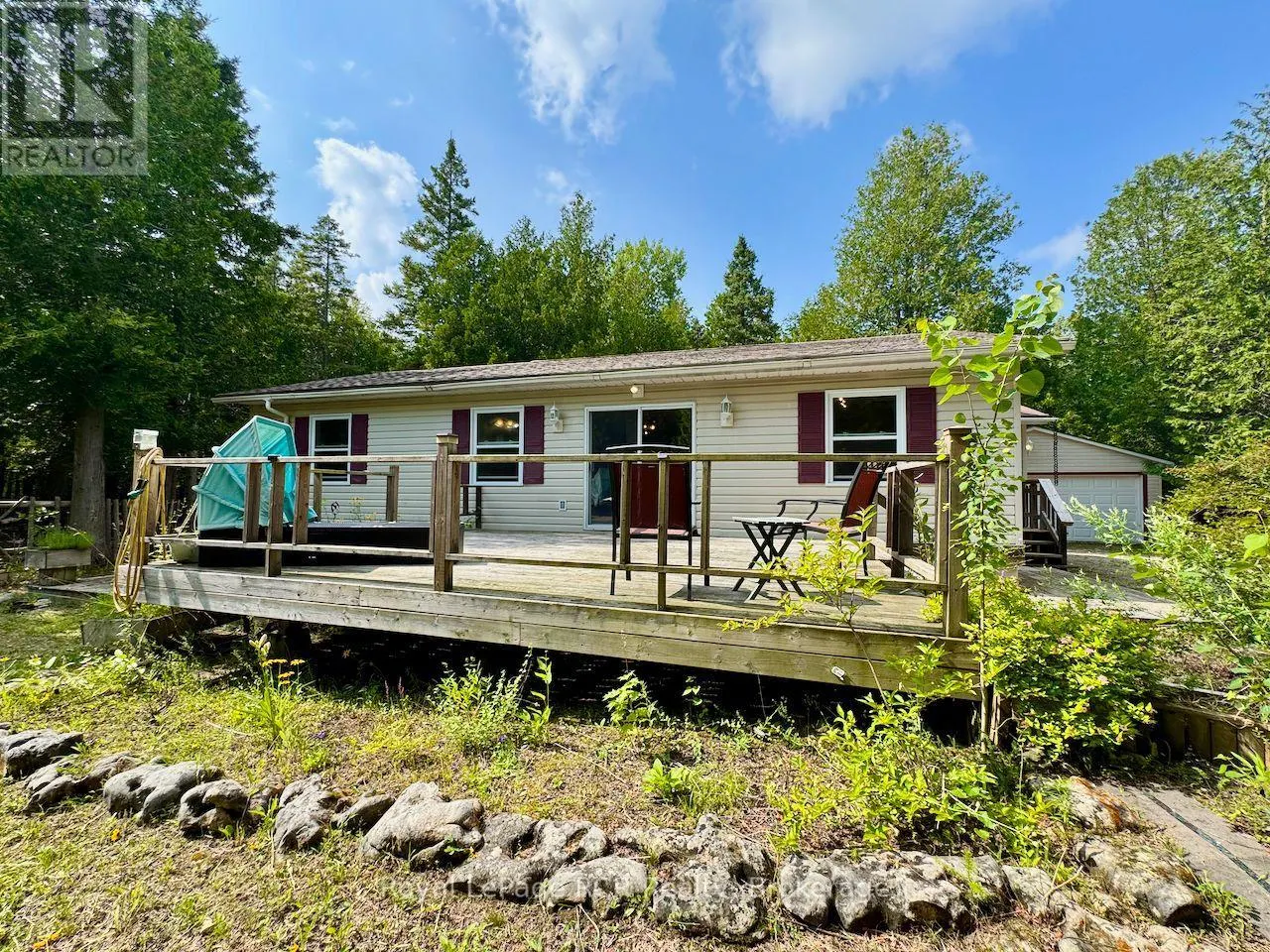 323 EAST ROAD RR 4 ROAD