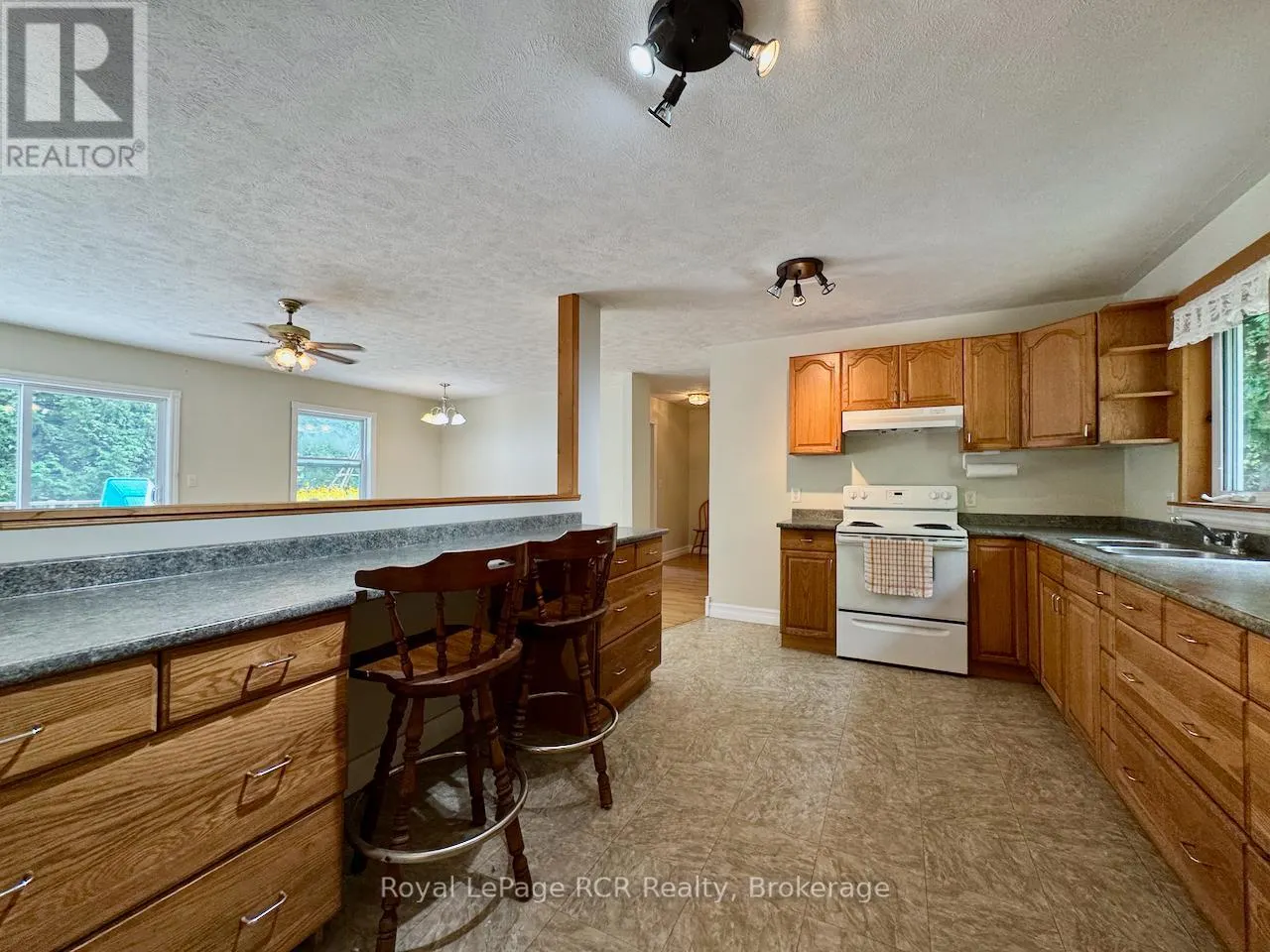 323 EAST ROAD RR 4 ROAD