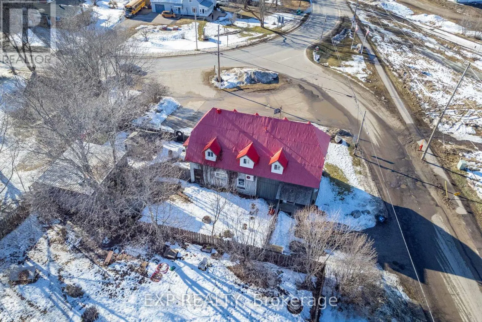 1598 BEACHBURG ROAD