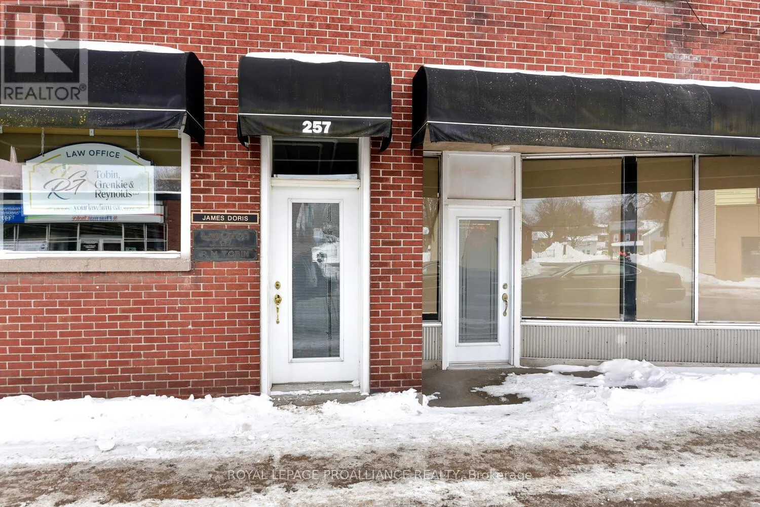 257-259 KING STREET W