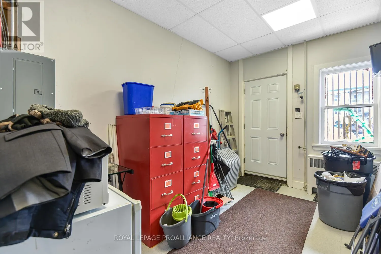 257-259 KING STREET W