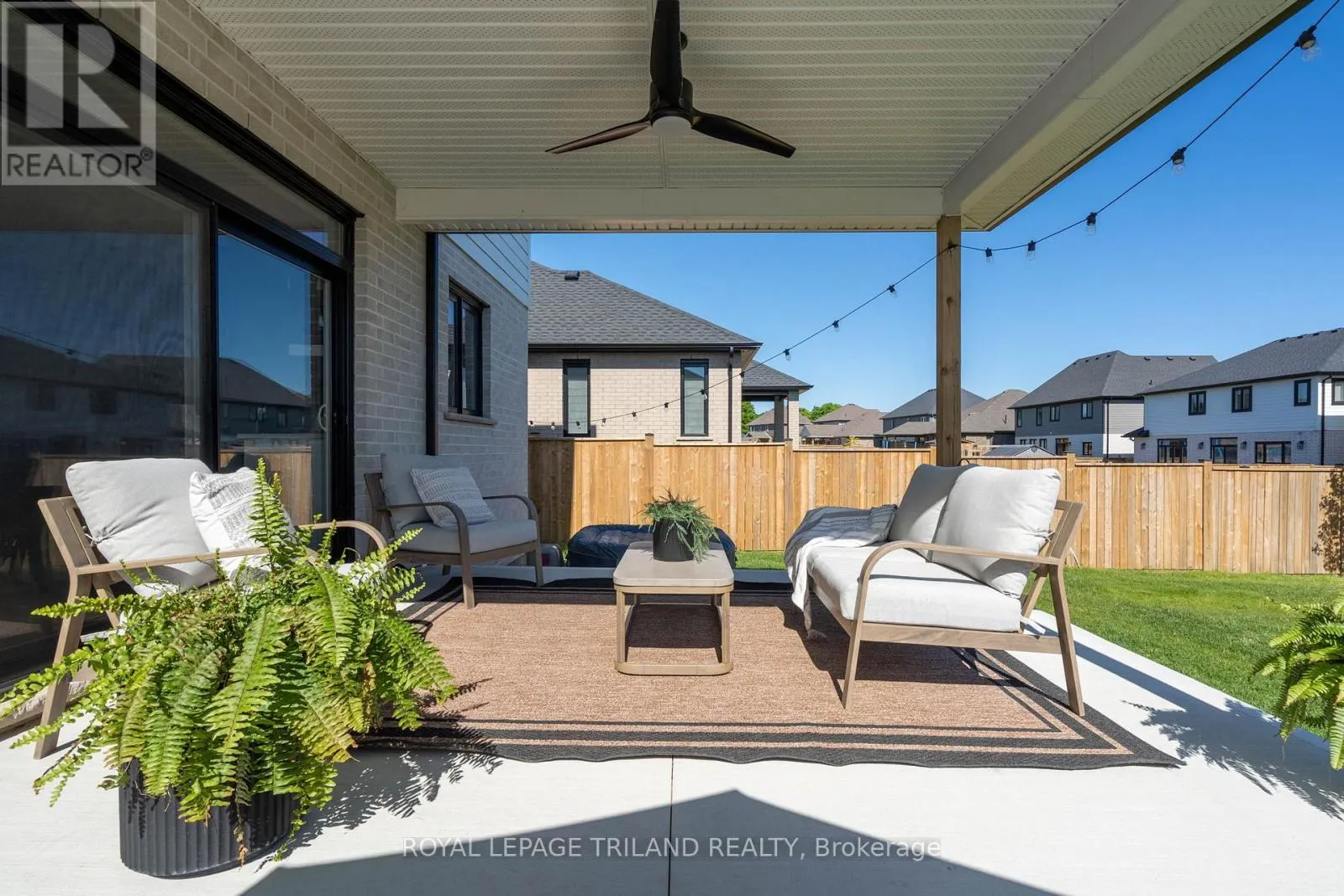 28 HAZELWOOD PASSAGE