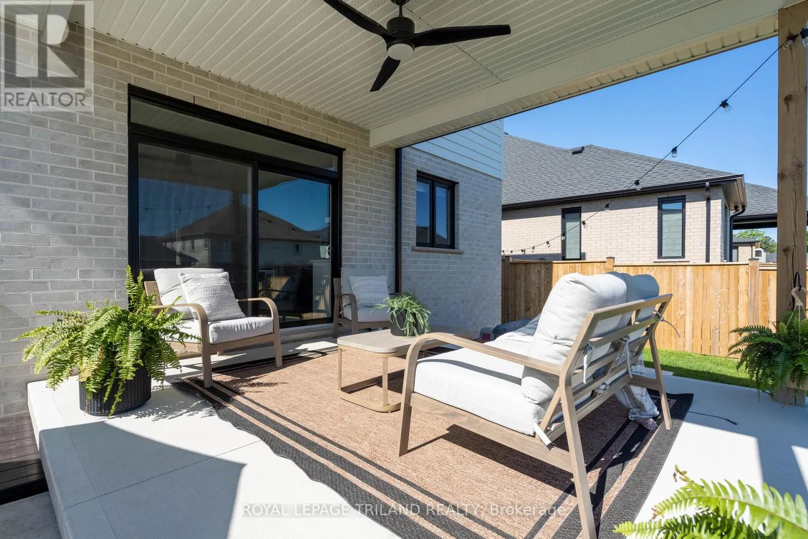 28 HAZELWOOD PASSAGE