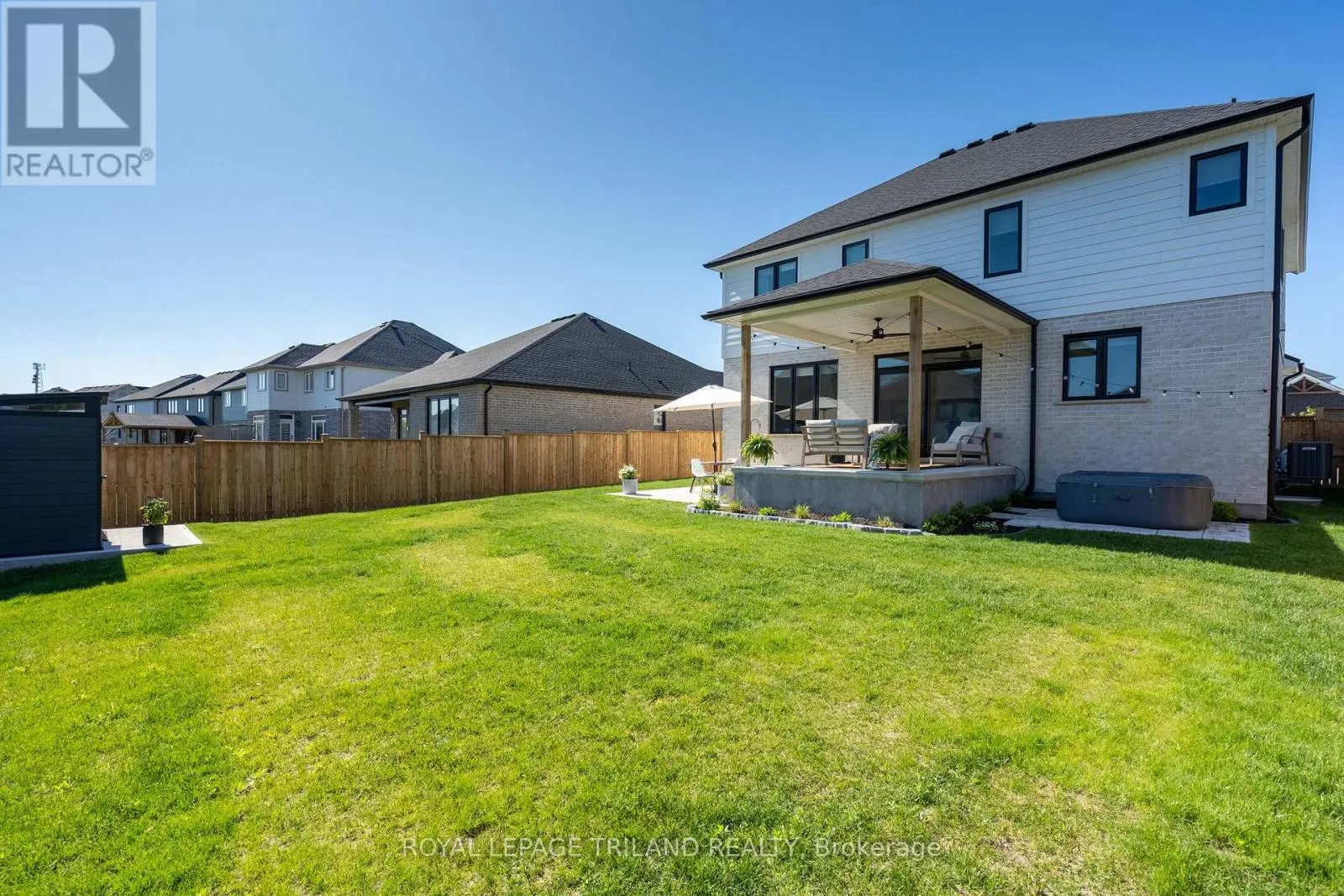 28 HAZELWOOD PASSAGE
