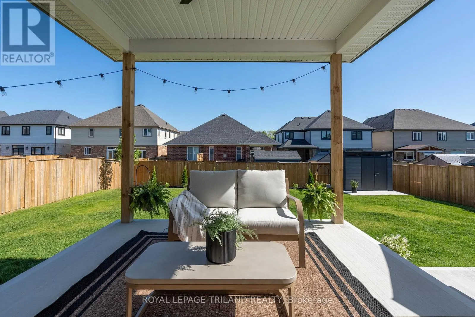 28 HAZELWOOD PASSAGE