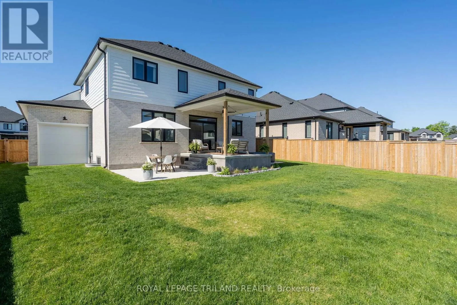 28 HAZELWOOD PASSAGE