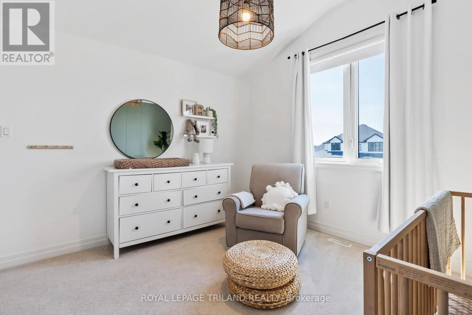 28 HAZELWOOD PASSAGE