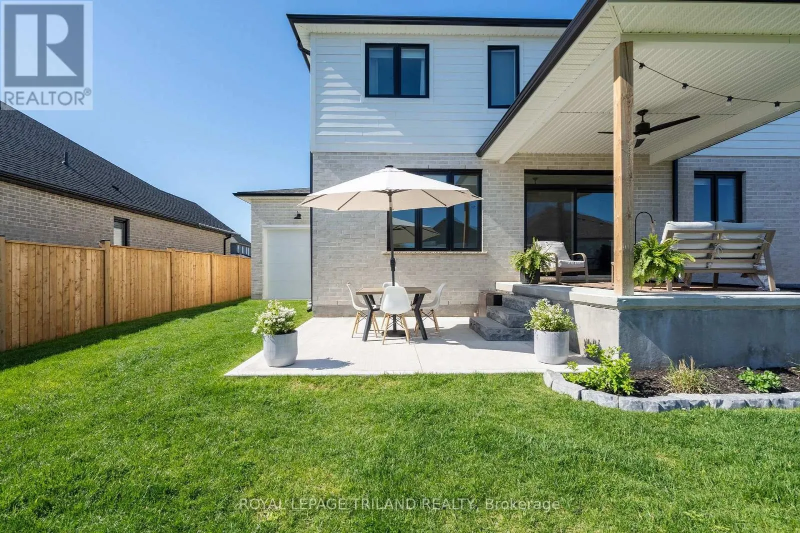 28 HAZELWOOD PASSAGE