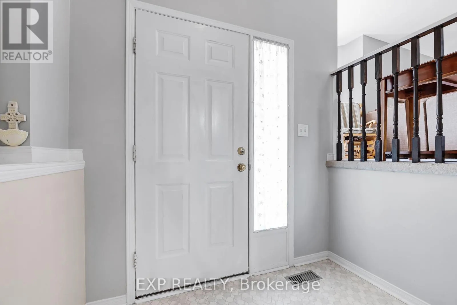 229 CARROLL CRESCENT