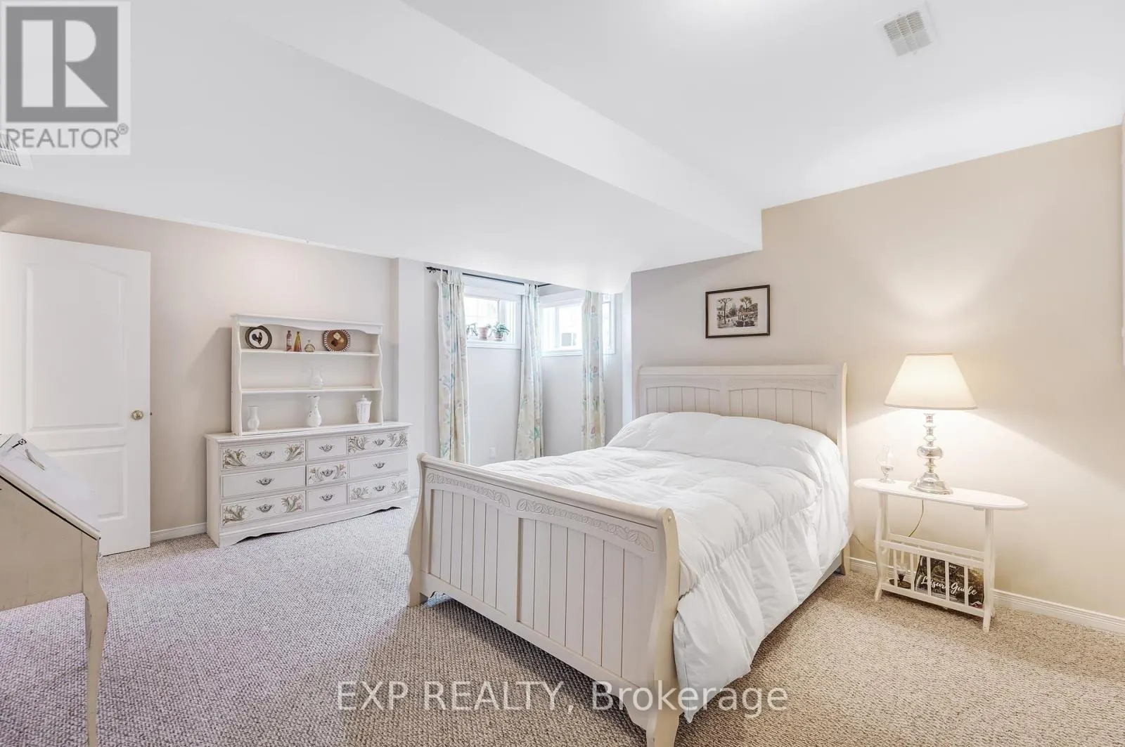 229 CARROLL CRESCENT