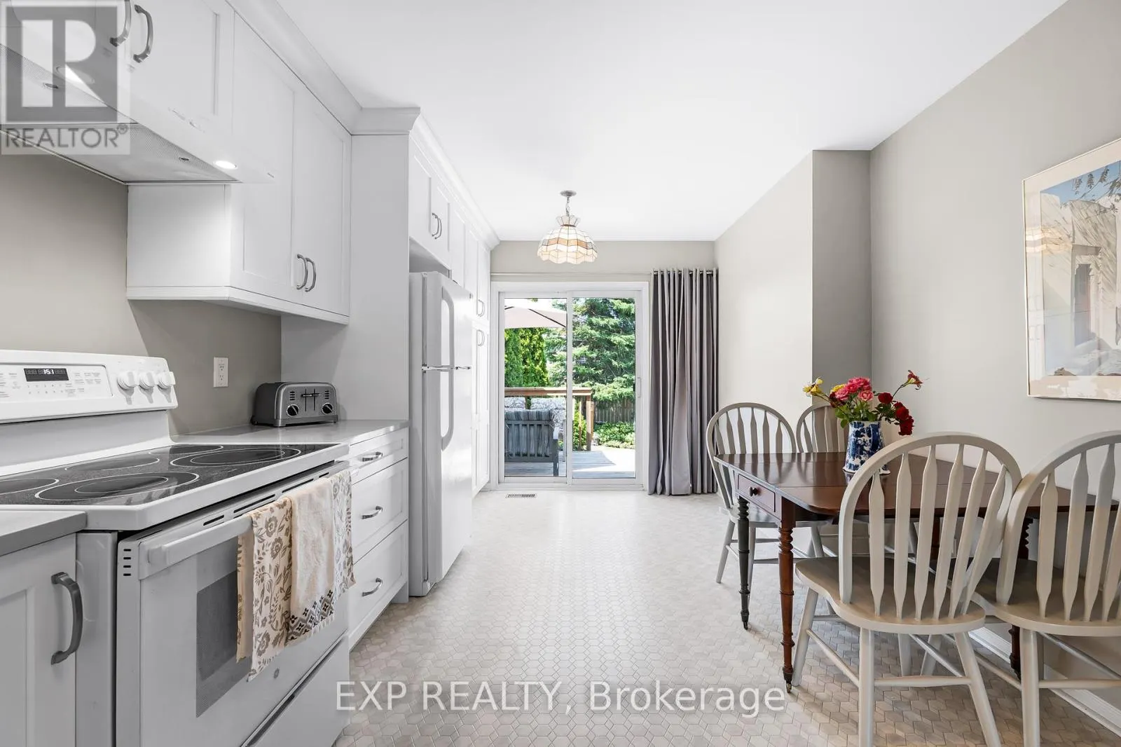 229 CARROLL CRESCENT