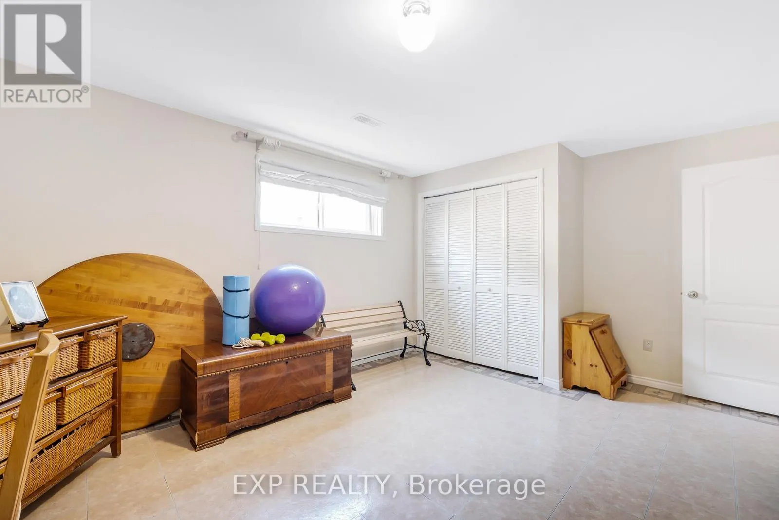 229 CARROLL CRESCENT