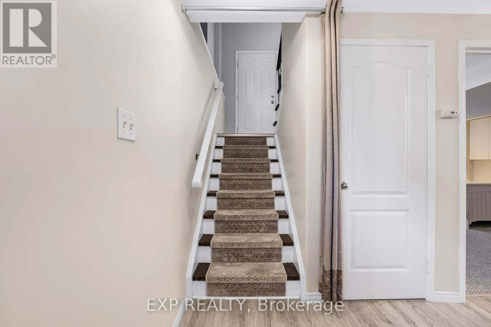 229 CARROLL CRESCENT