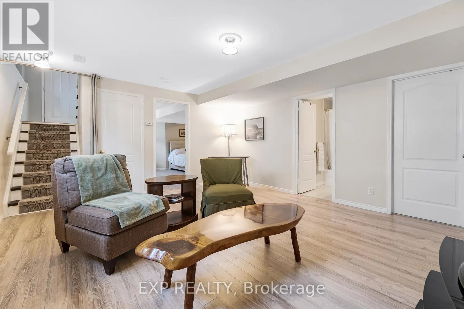 229 CARROLL CRESCENT