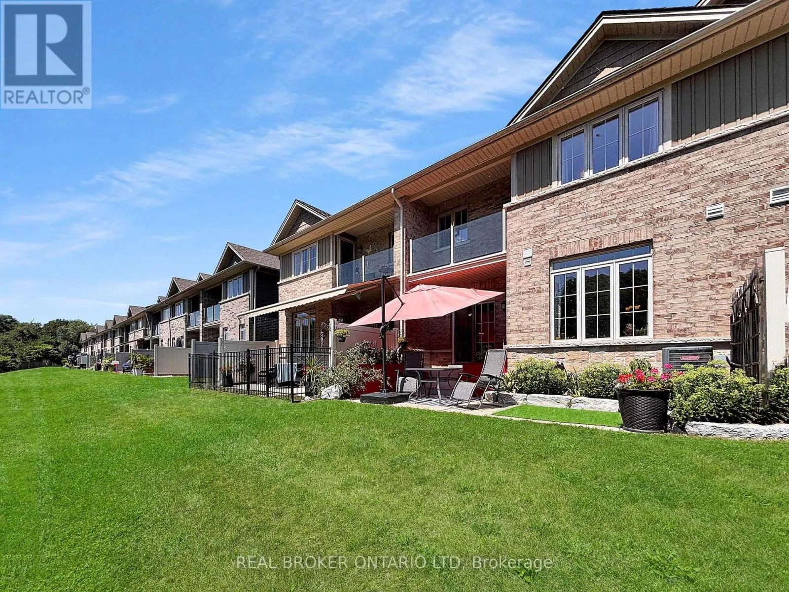 08 - 80 WILLOW STREET, #08
