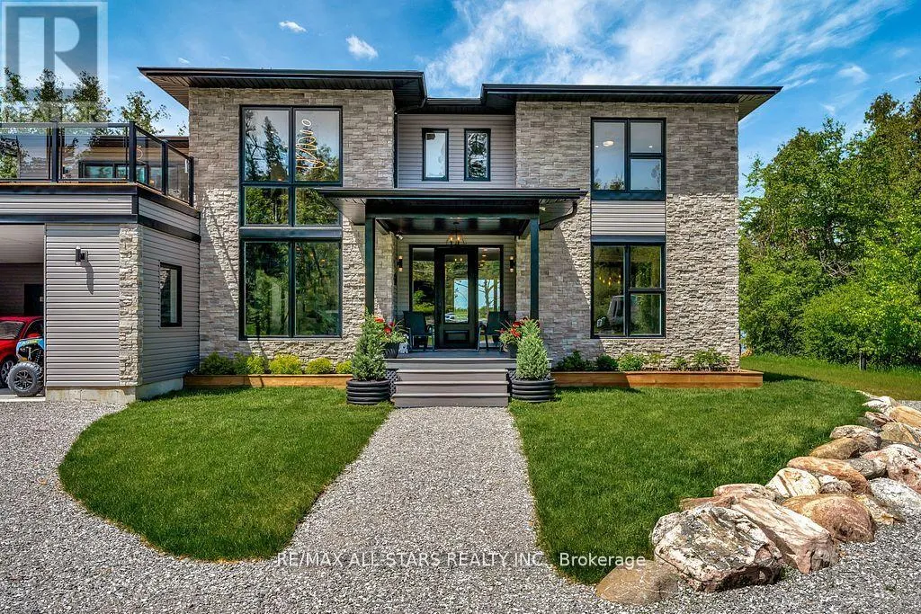 15 BERRY LANE