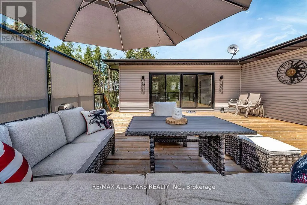 15 BERRY LANE