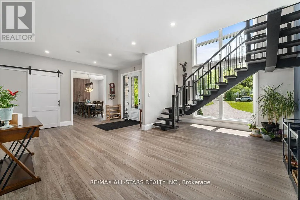 15 BERRY LANE