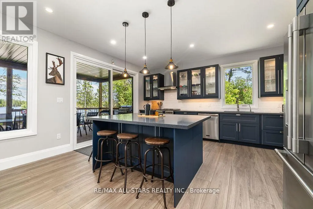 15 BERRY LANE