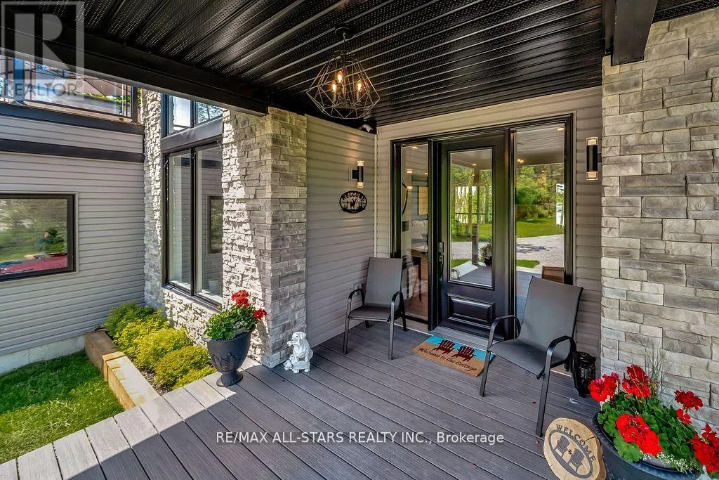 15 BERRY LANE