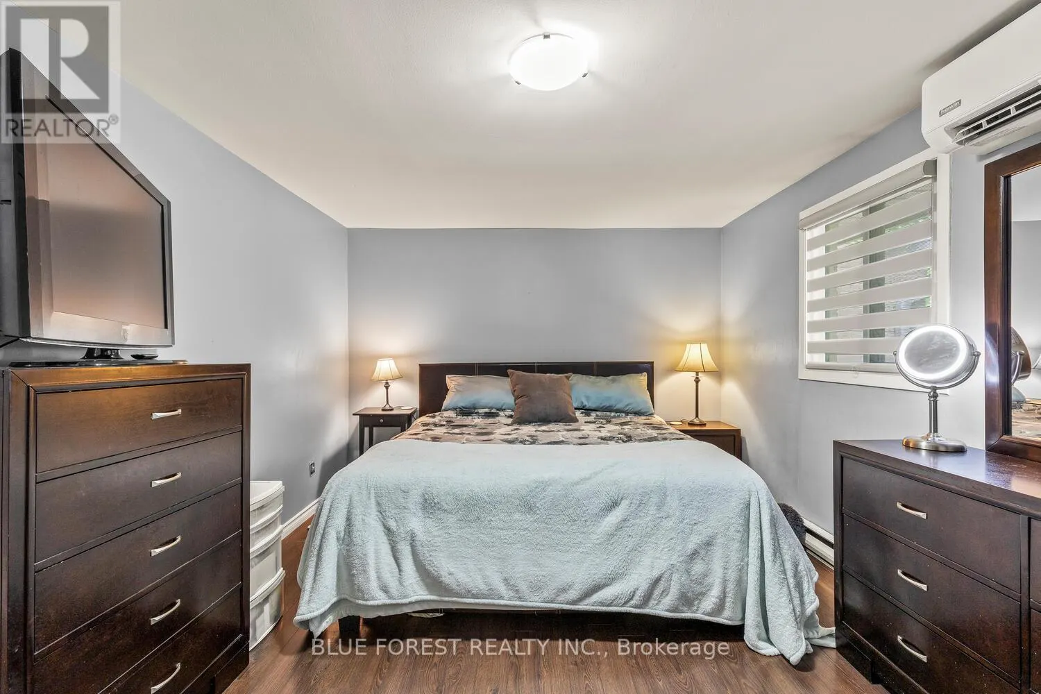 11 - 460 SOUTHDALE ROAD E, #11