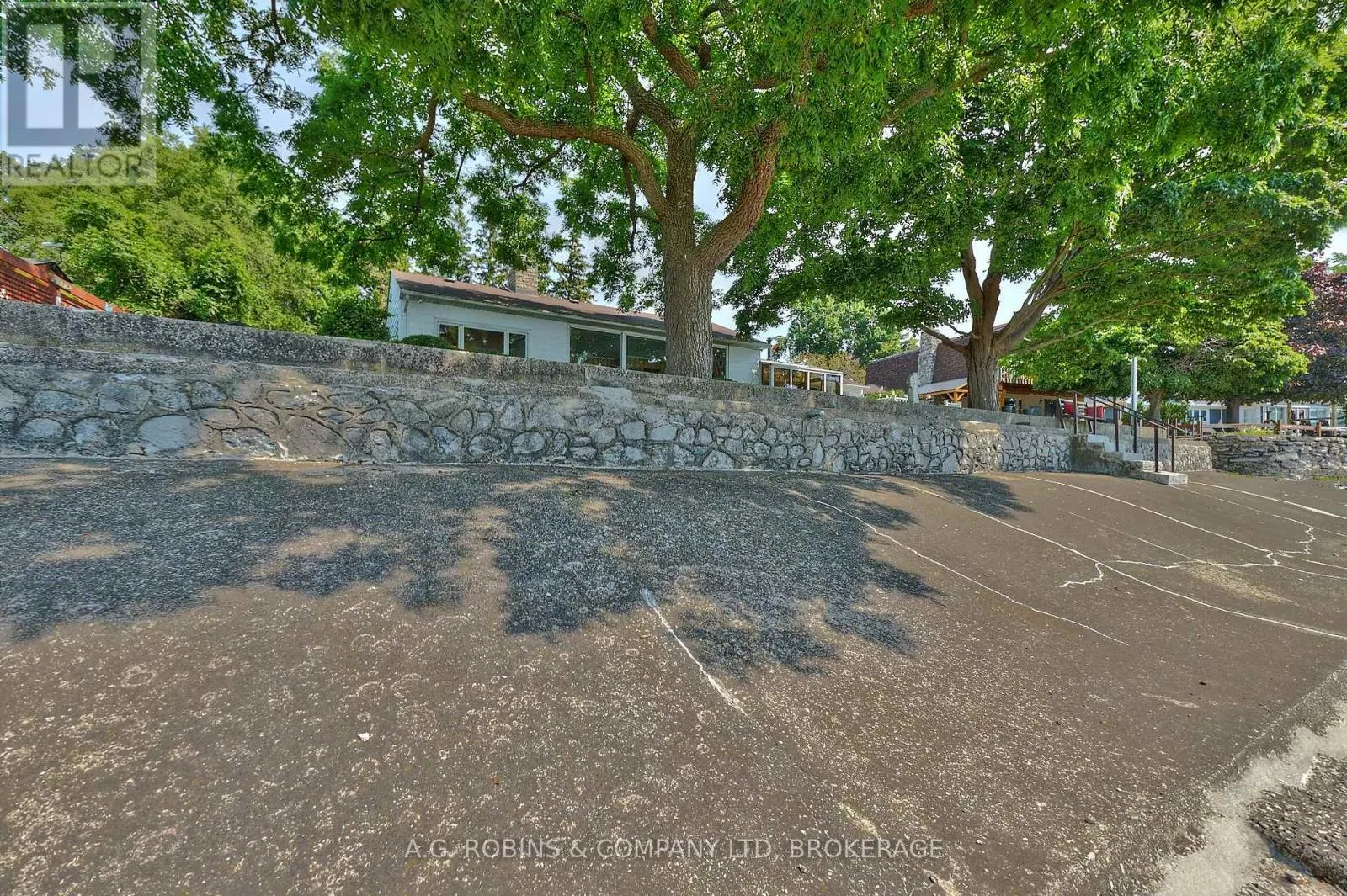 10773 LAKESHORE ROAD