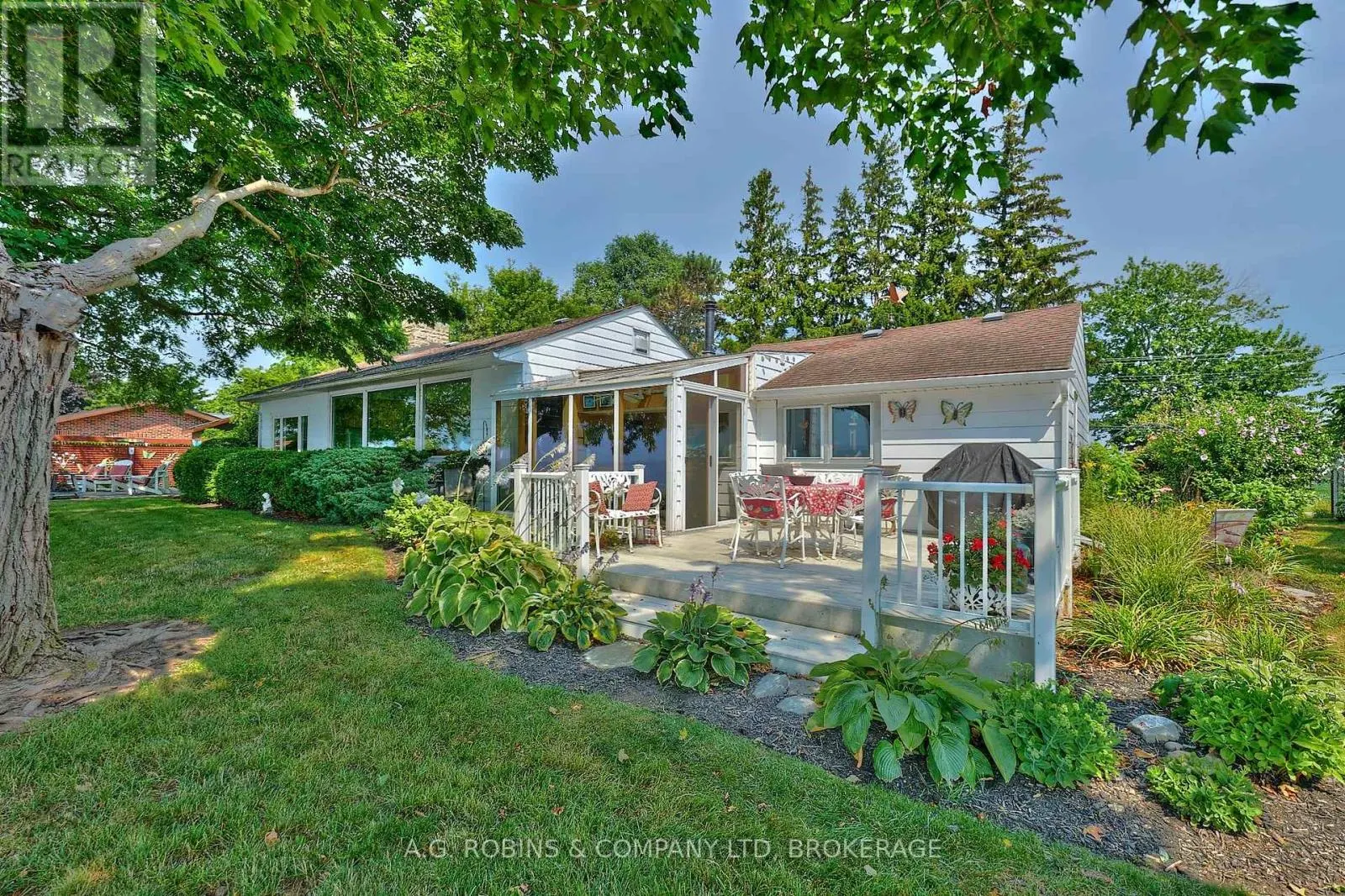 10773 LAKESHORE ROAD